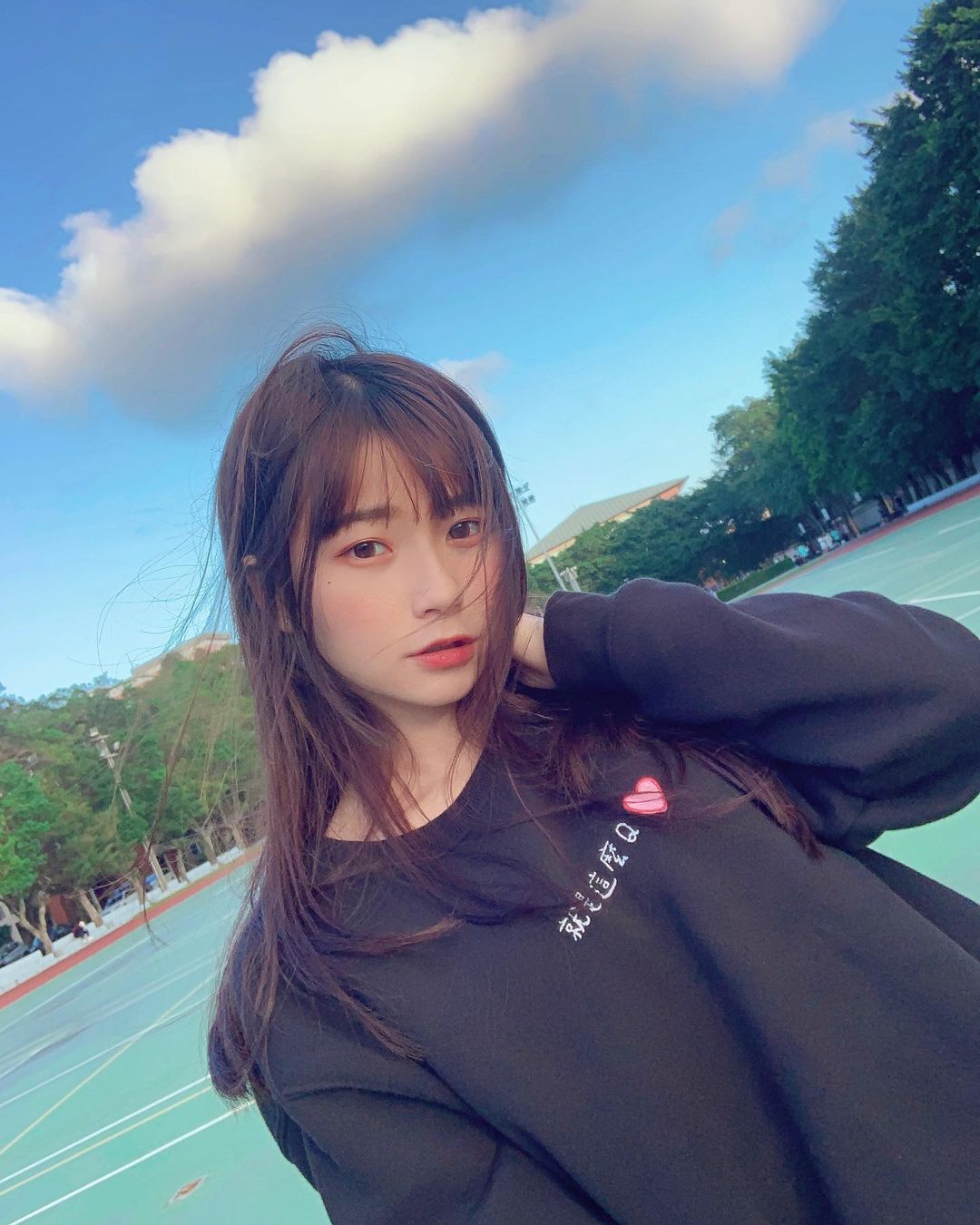  藍天白雲☁️
你們有發現亮點嗎(๑•...
