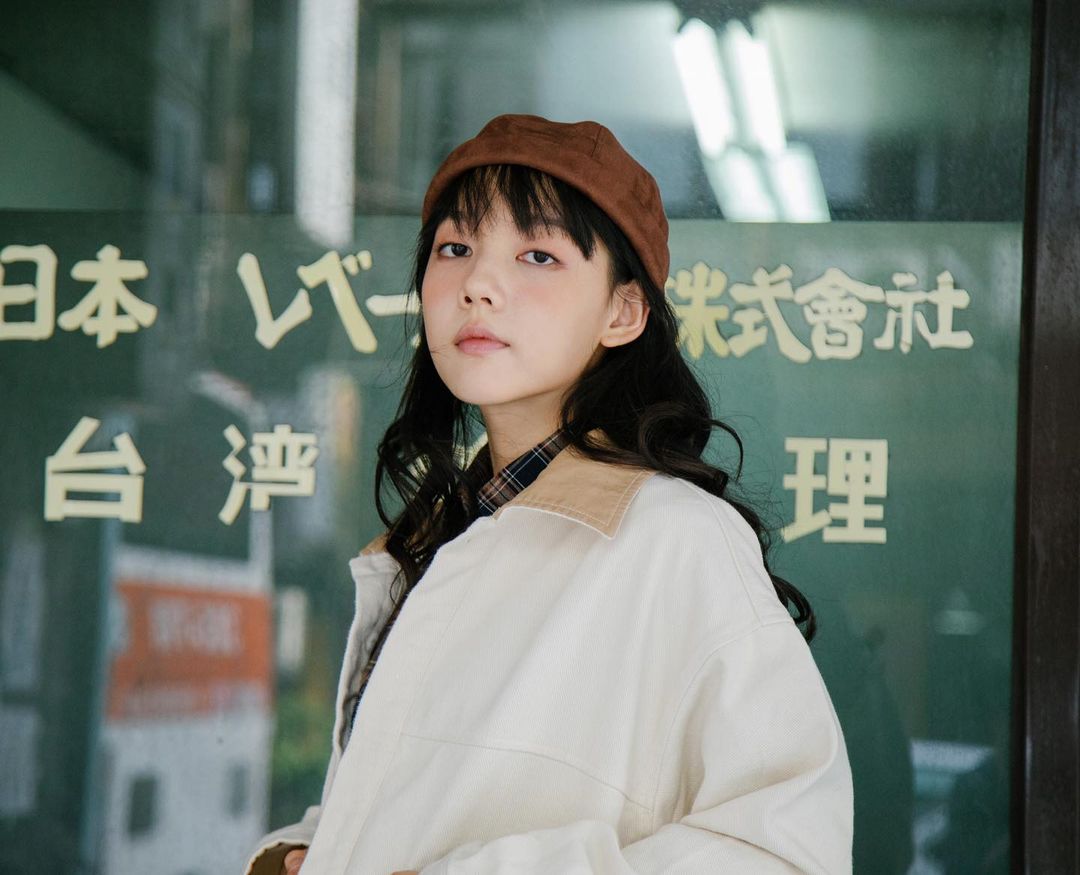  秋冬除咗要有大大件針織外套☃️
OVER...