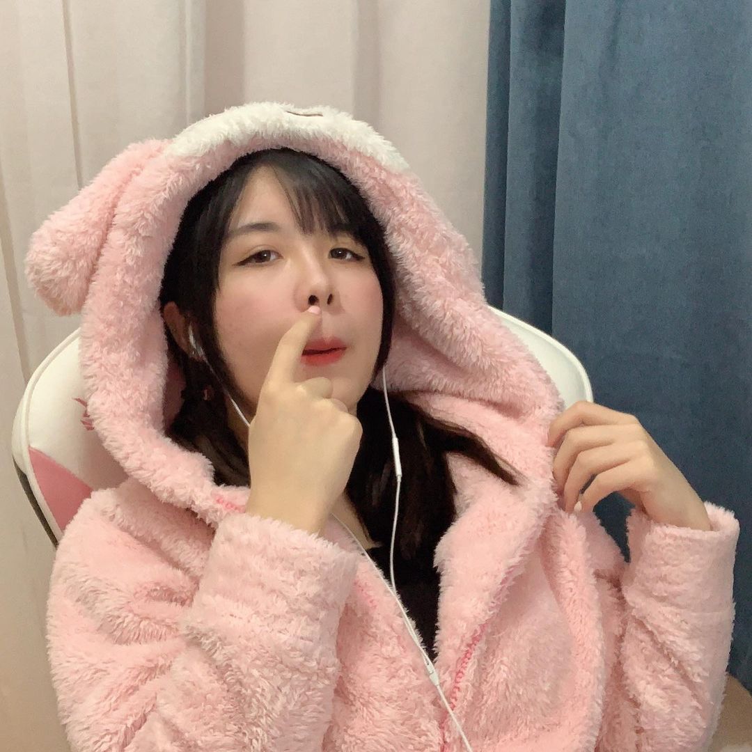  Youtube三萬訂✌