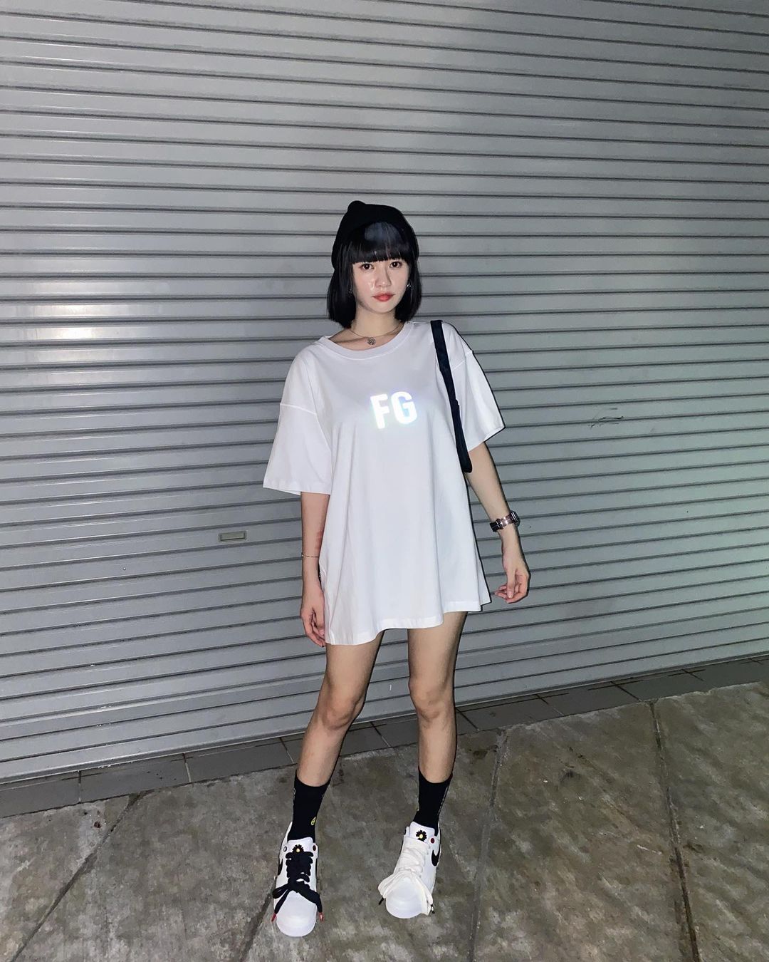  世界上有那么值得欣赏的事物
我却拒�...