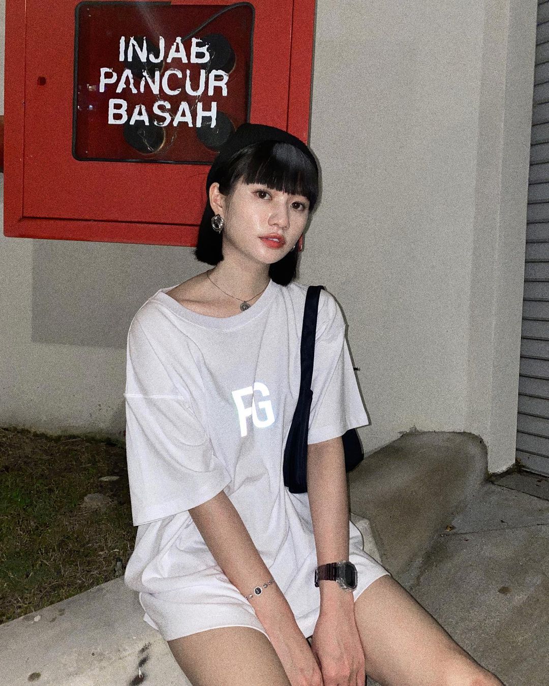  世界上有那么值得欣赏的事物
我却拒�...