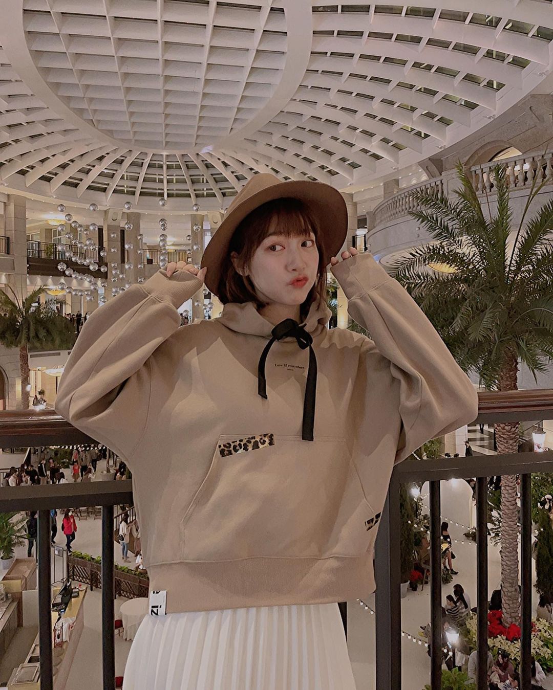  哇～～台北今天久違的出太陽惹