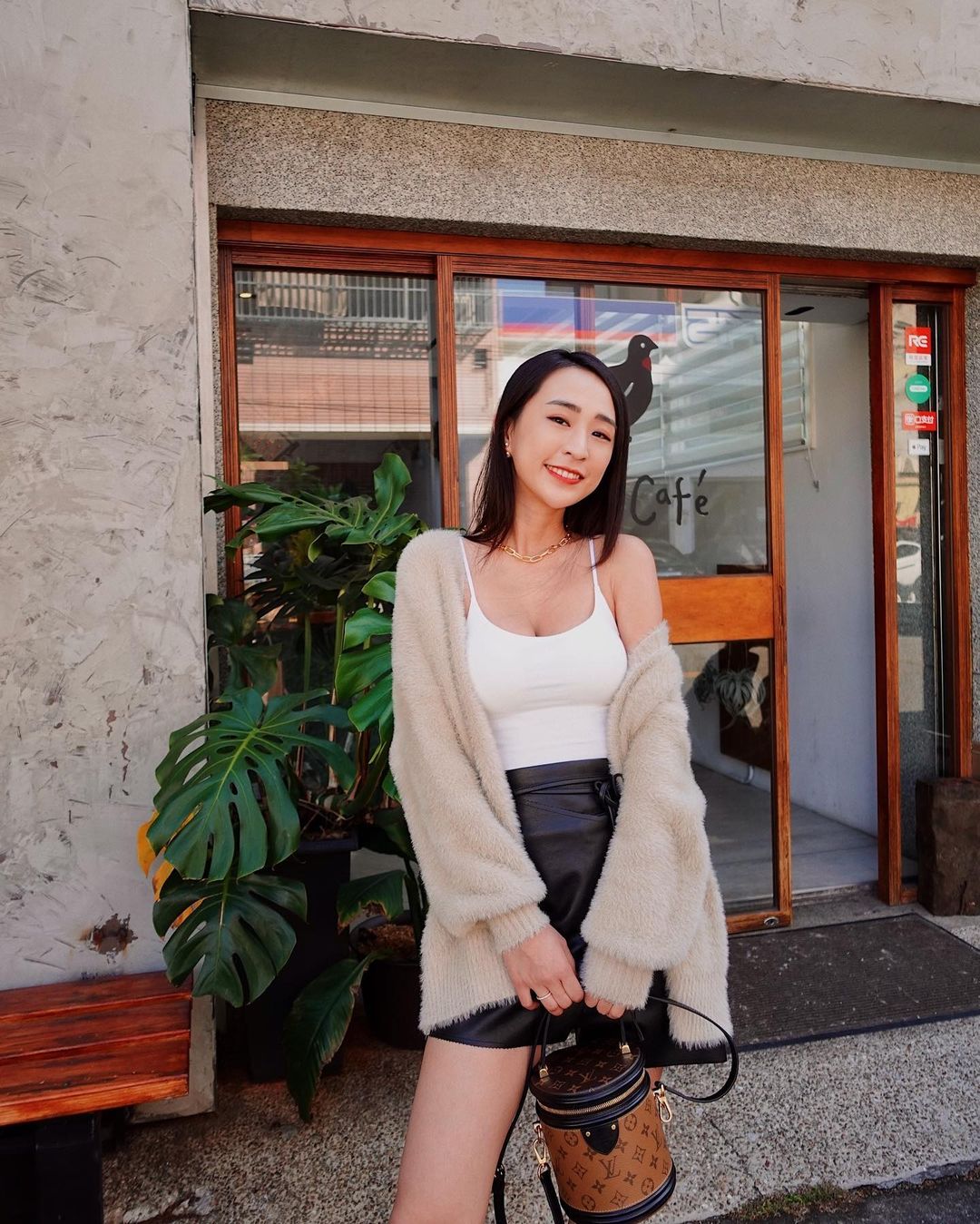  -
這世上最幸福的是
妳只是在做妳自�...