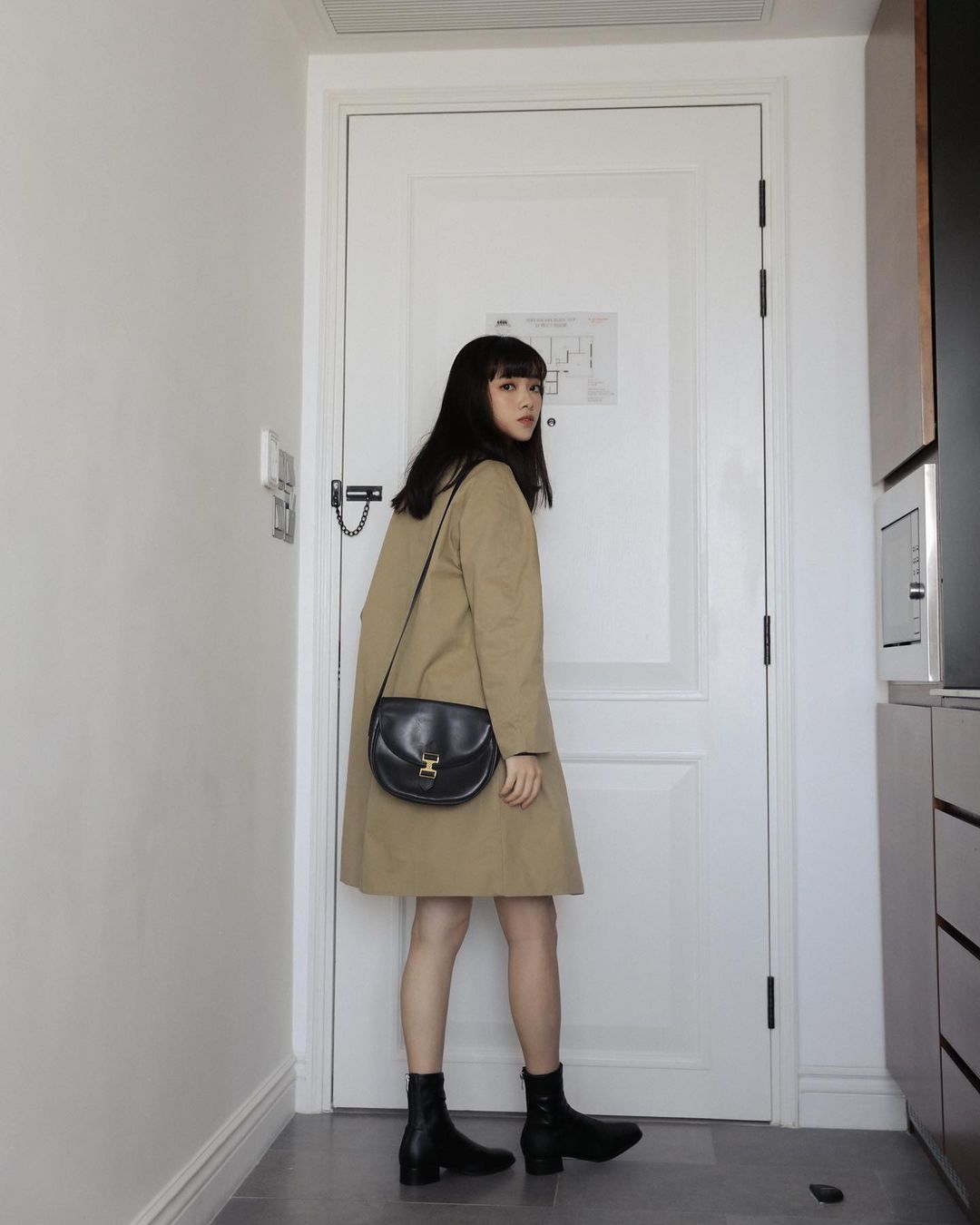  work coat米黃短版補貨了( 