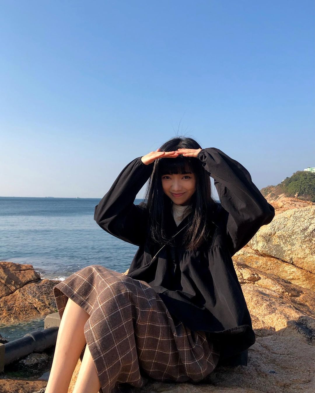  到海邊走走～
然後遇上被摸頭就會咪�...