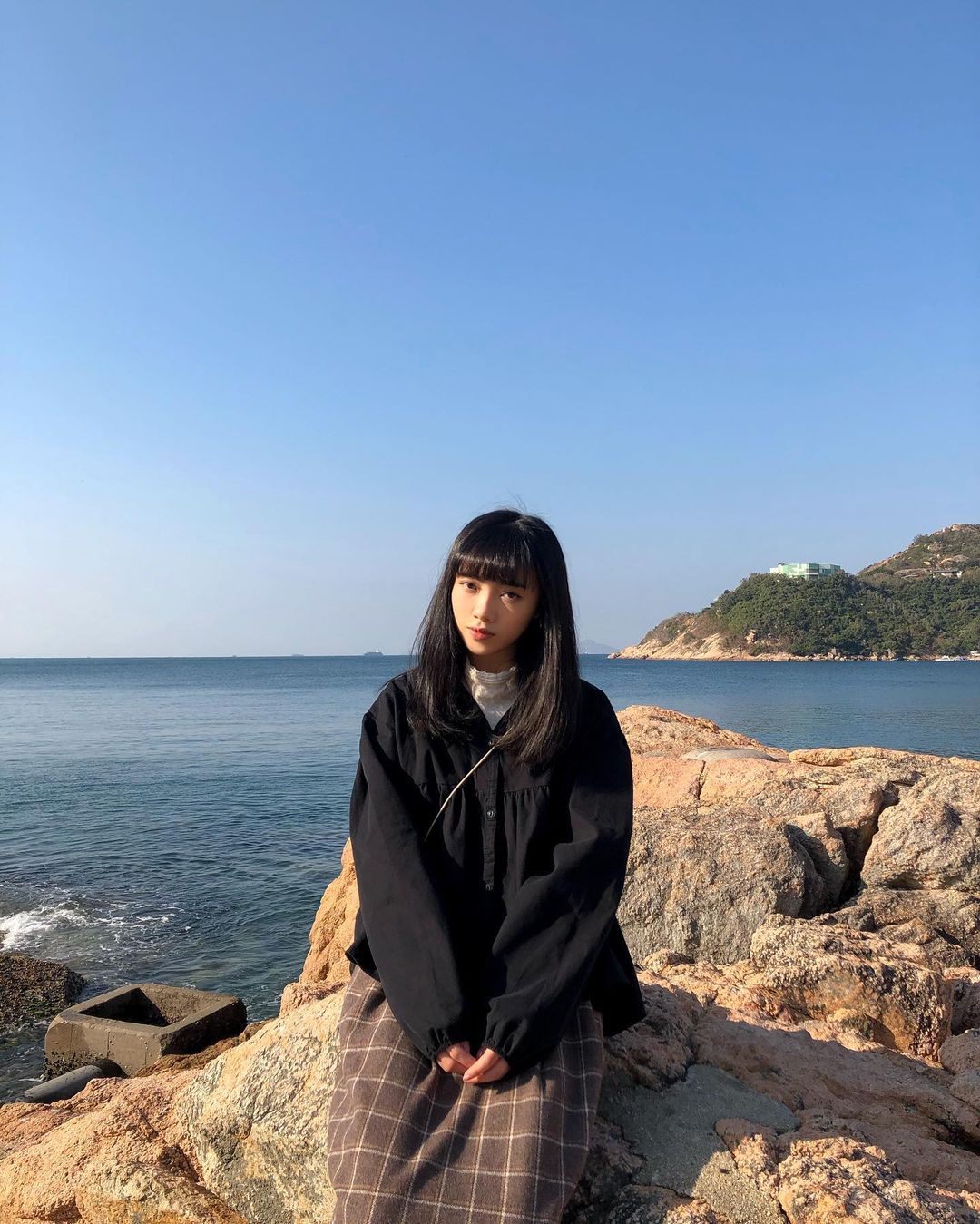  到海邊走走～
然後遇上被摸頭就會咪�...