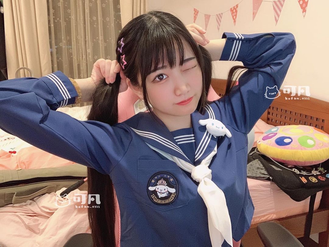  大耳狗水手服太可愛啦☁️明天會更�...