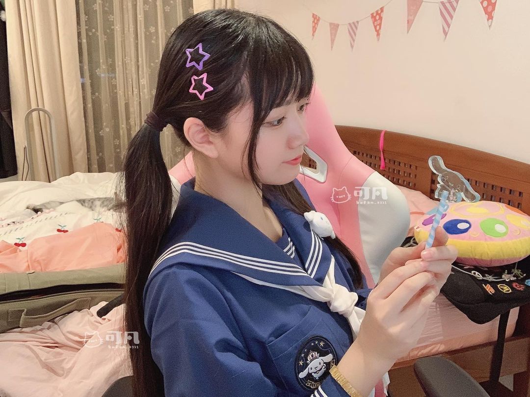  大耳狗水手服太可愛啦☁️明天會更�...