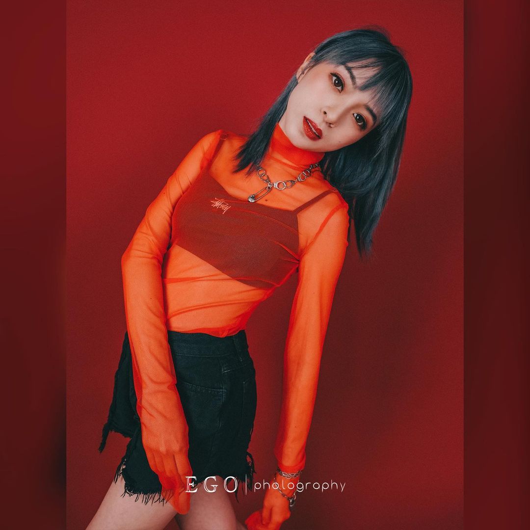  ：
紅色⋯⋯
是火 是熱情 
是熱血 是�...