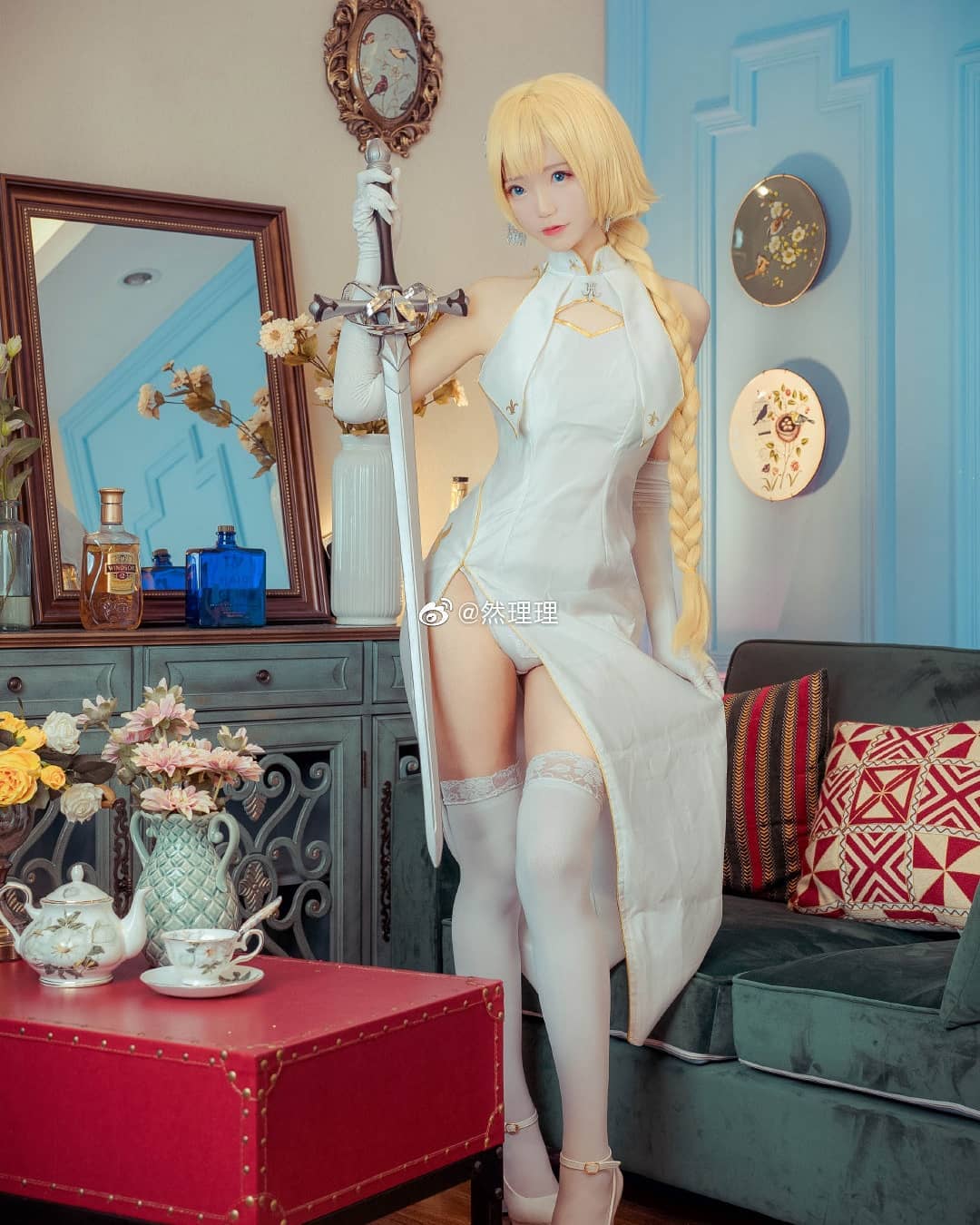  Jeanne
.
然理理 
#jeannedarc
#jeanne