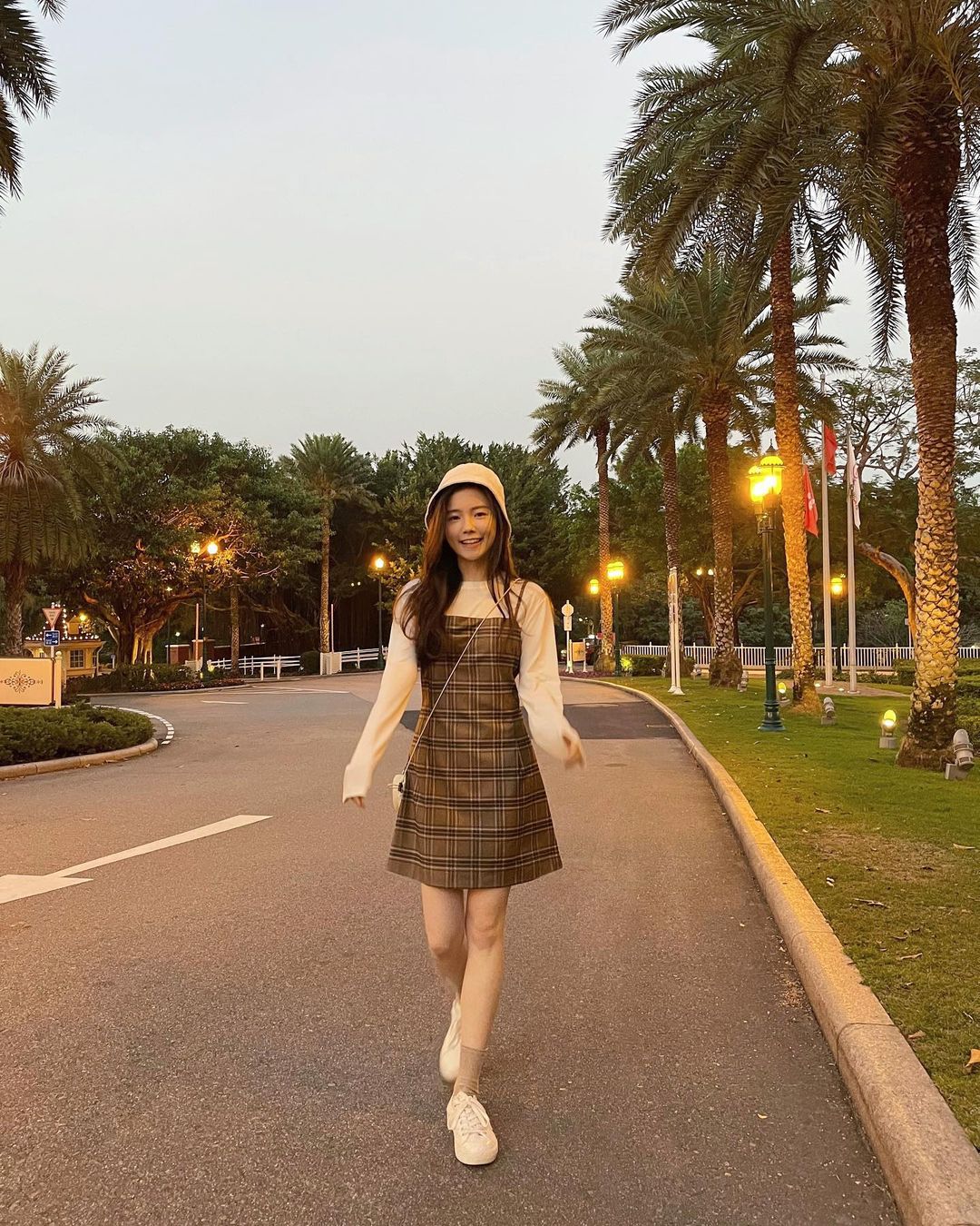  好啱做內搭嘅好想擁抱自己白色