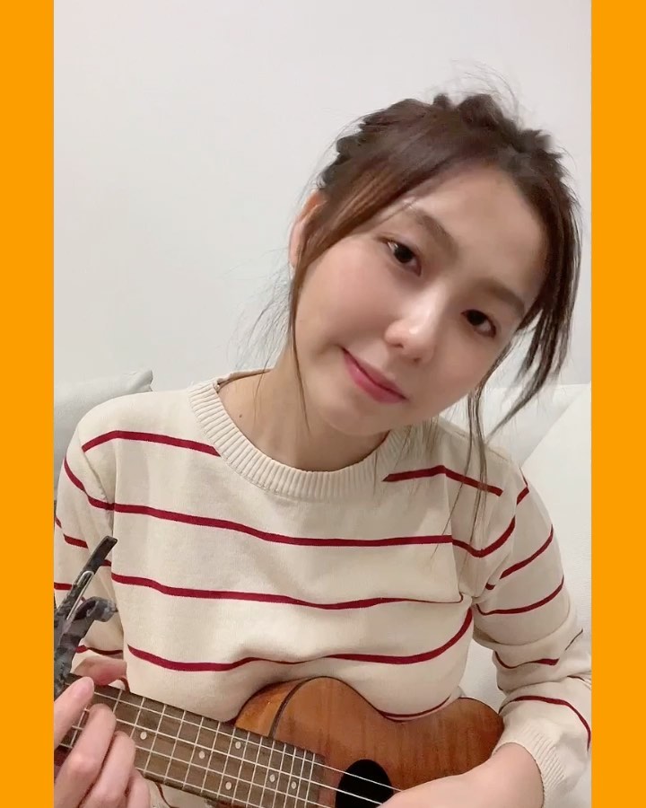  練咗好耐先彈啱晒啲chord