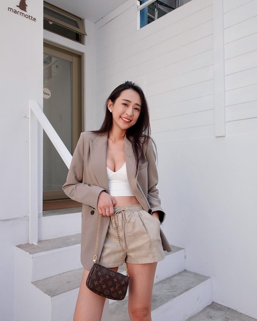  -
藏匿在小巷弄內的美美新店