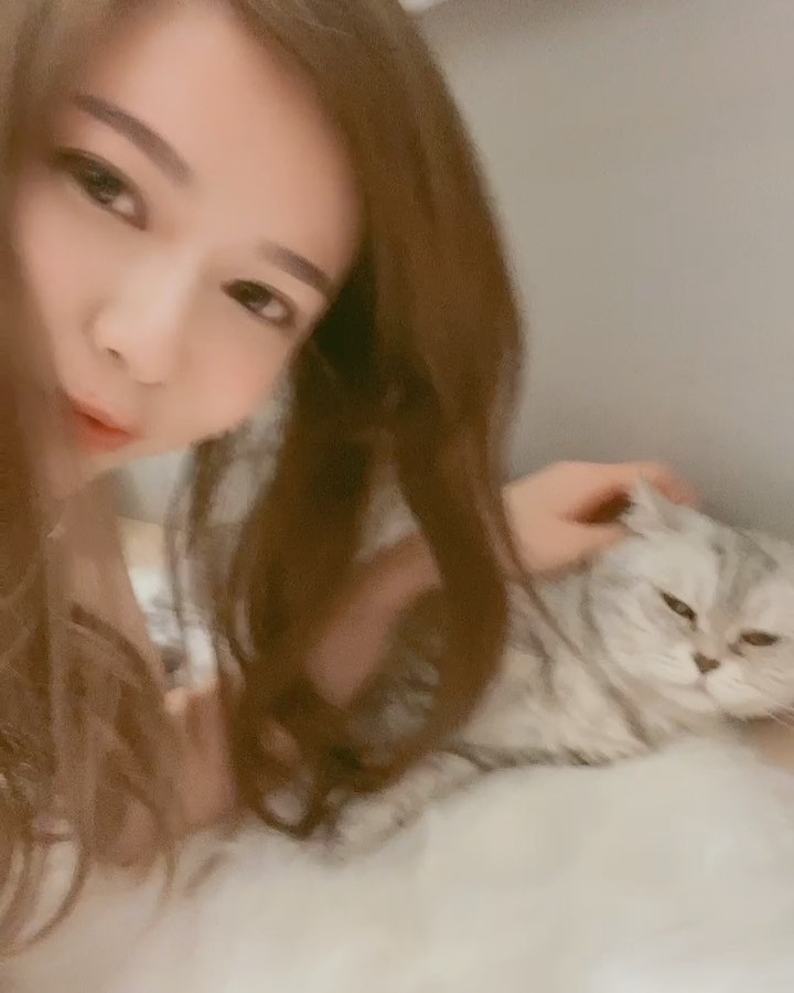  ☺️☺️☺️☺️#weekendvibes 
meow~