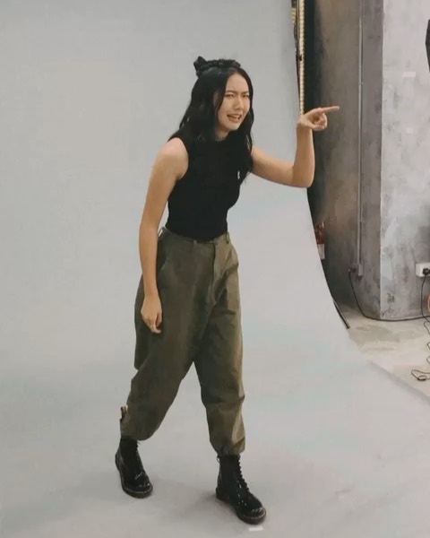  我全日有兩個鏡頭～可摸2拍咗我先呀�...