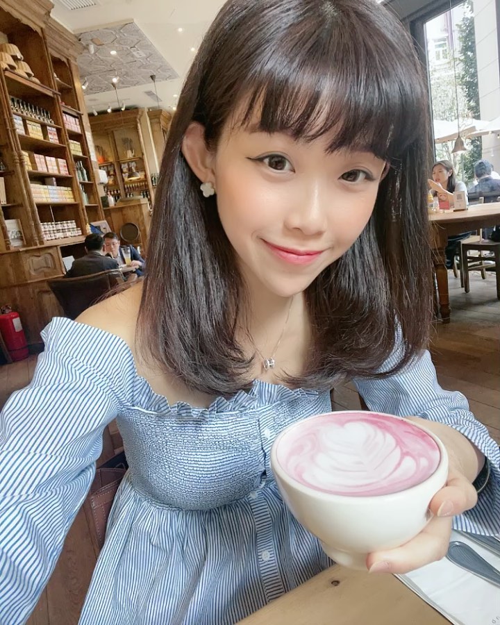  ☕️
閒時去cafe談談天☺️
說說笑拍�...
