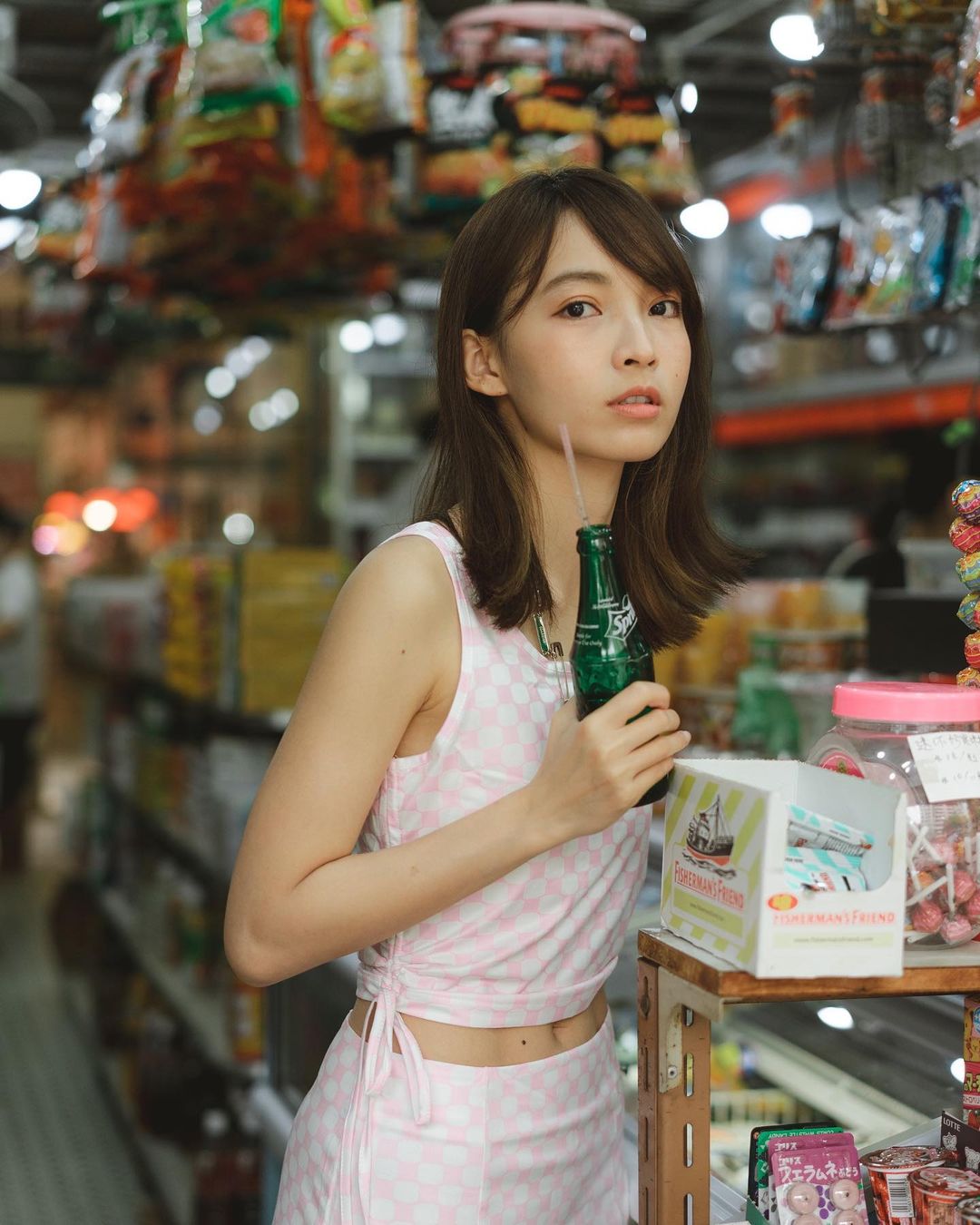  老士多again & again 
老闆娘說要儲一系�...