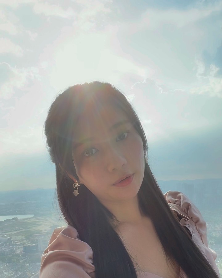  今天有两件大事要宣布......

1. 我主演...