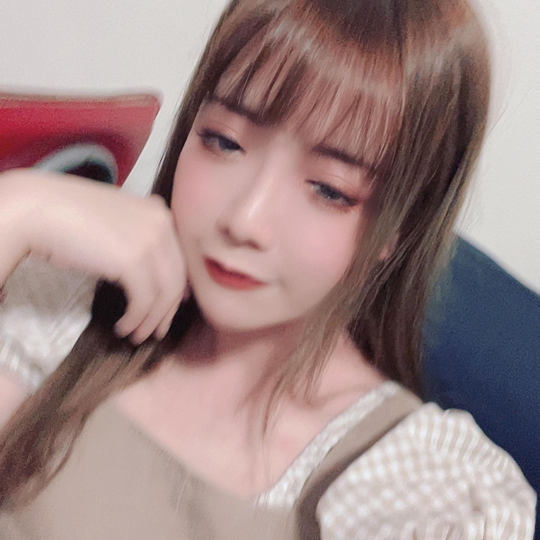  第二張很好看 真的 嗯