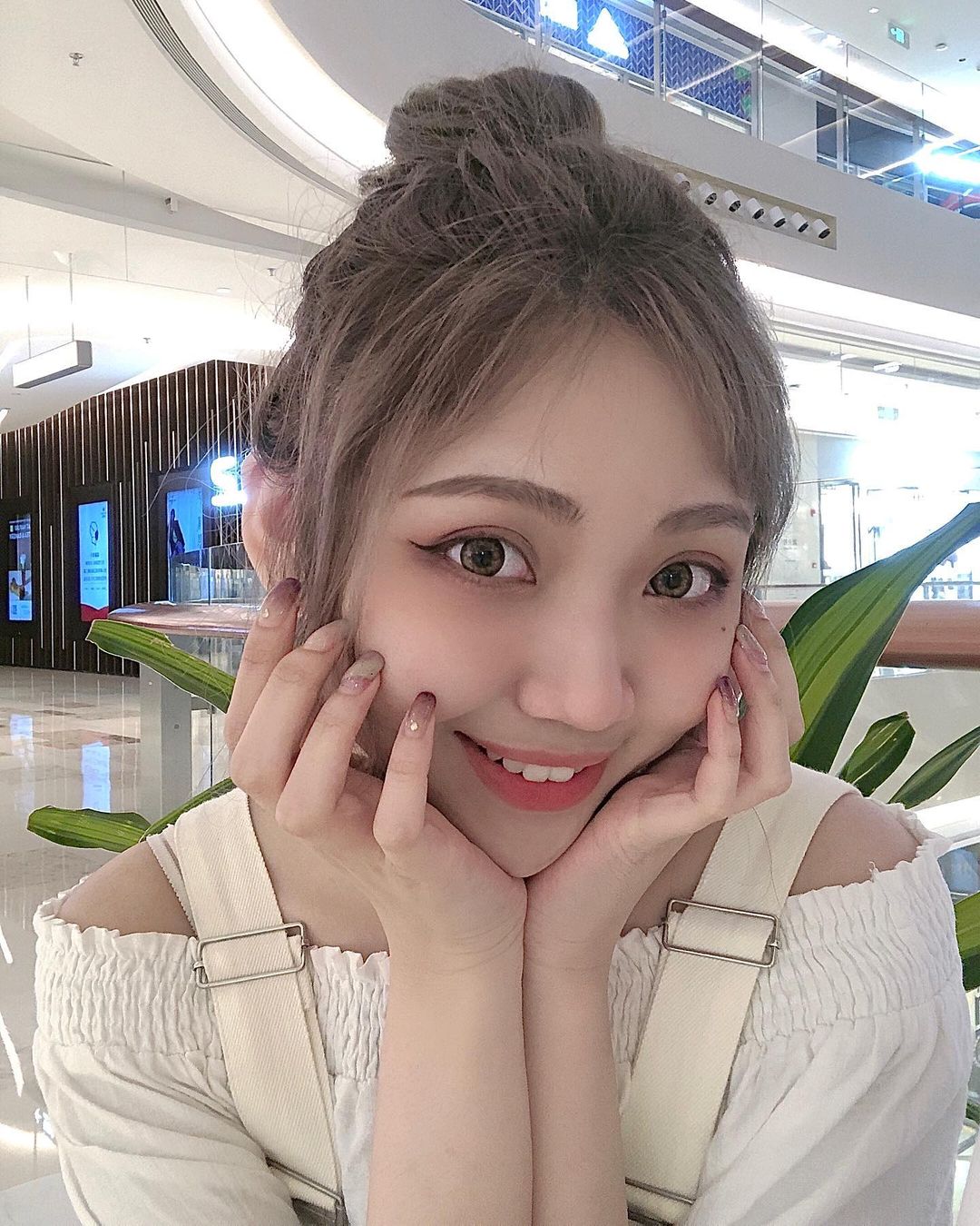  ✨
時間再忙 也要打扮美美噠 