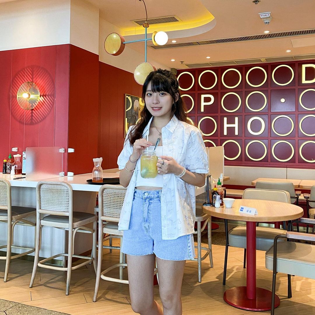 果然養咗喵的 yumi 
(吸引力法則)把坪�...
