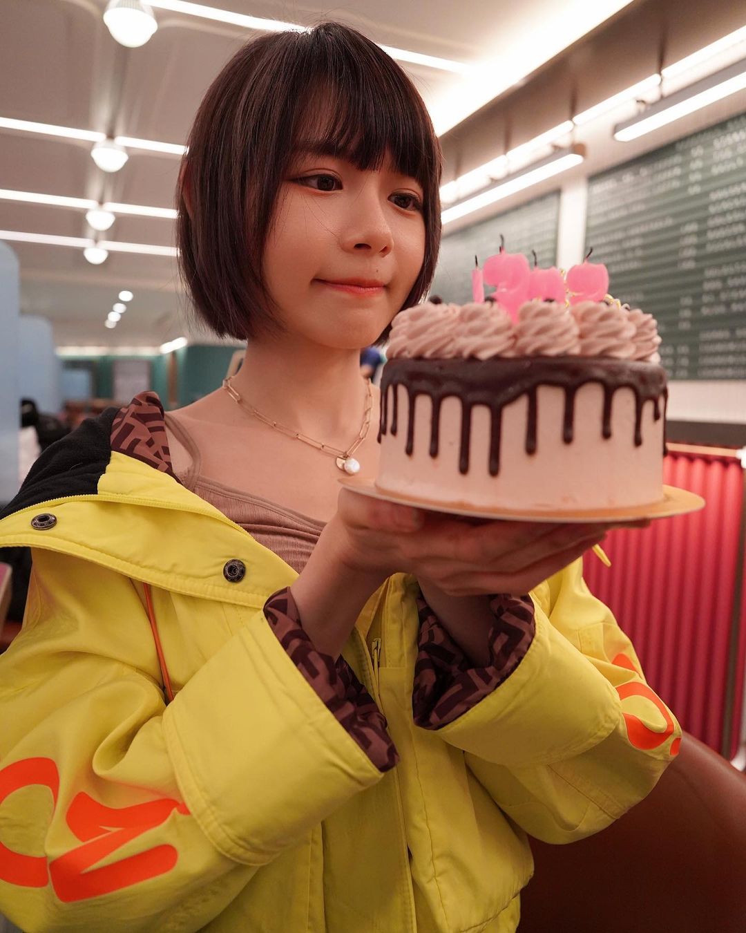  今年的13歲生日在香港 好特別 好喜歡