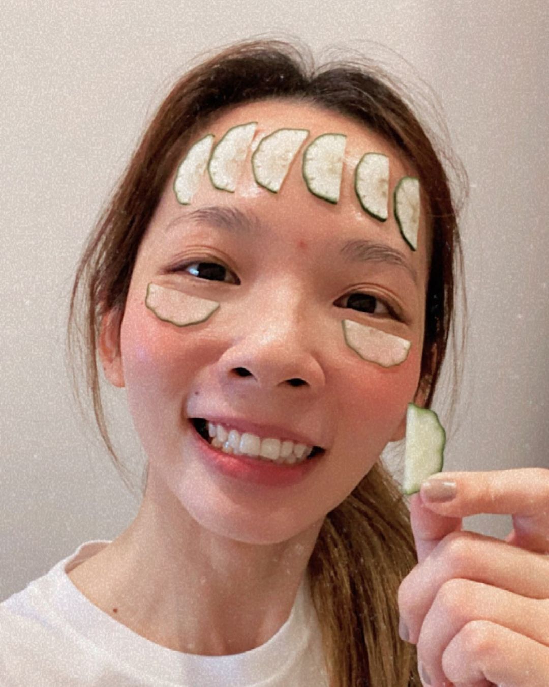  今天被貓咪唾棄的貓鮮食慶生影片！
-...