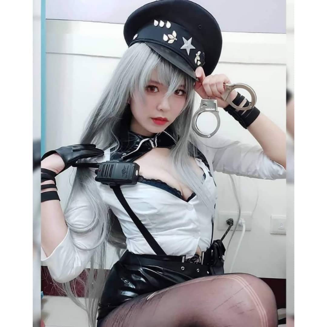  #Game #cosplay #azurlane #gangut

CN : Hokoro (@ho...