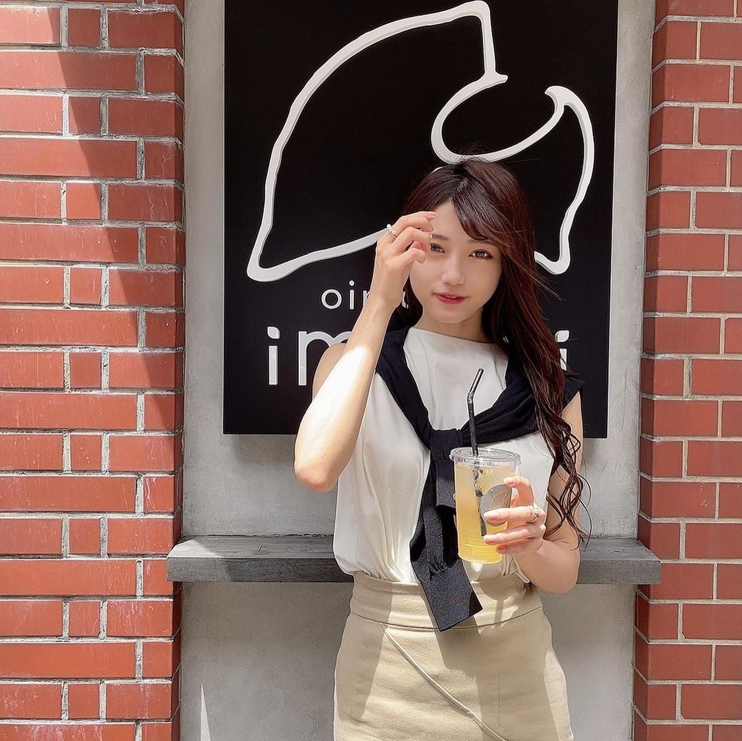  髪、このくらいロングにまた戻そう�...