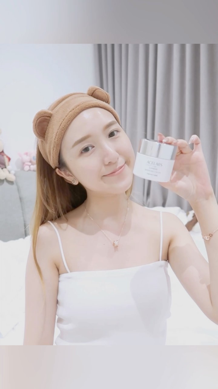  Hope you guys enjoy my skincare routine!
Can you b...