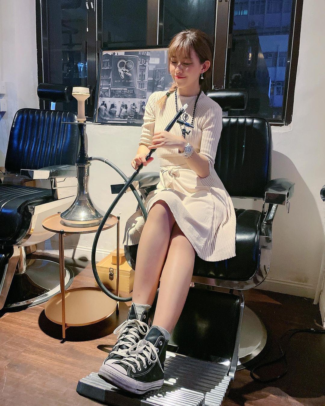  ✨
在刷鞋店裏的shisha corner