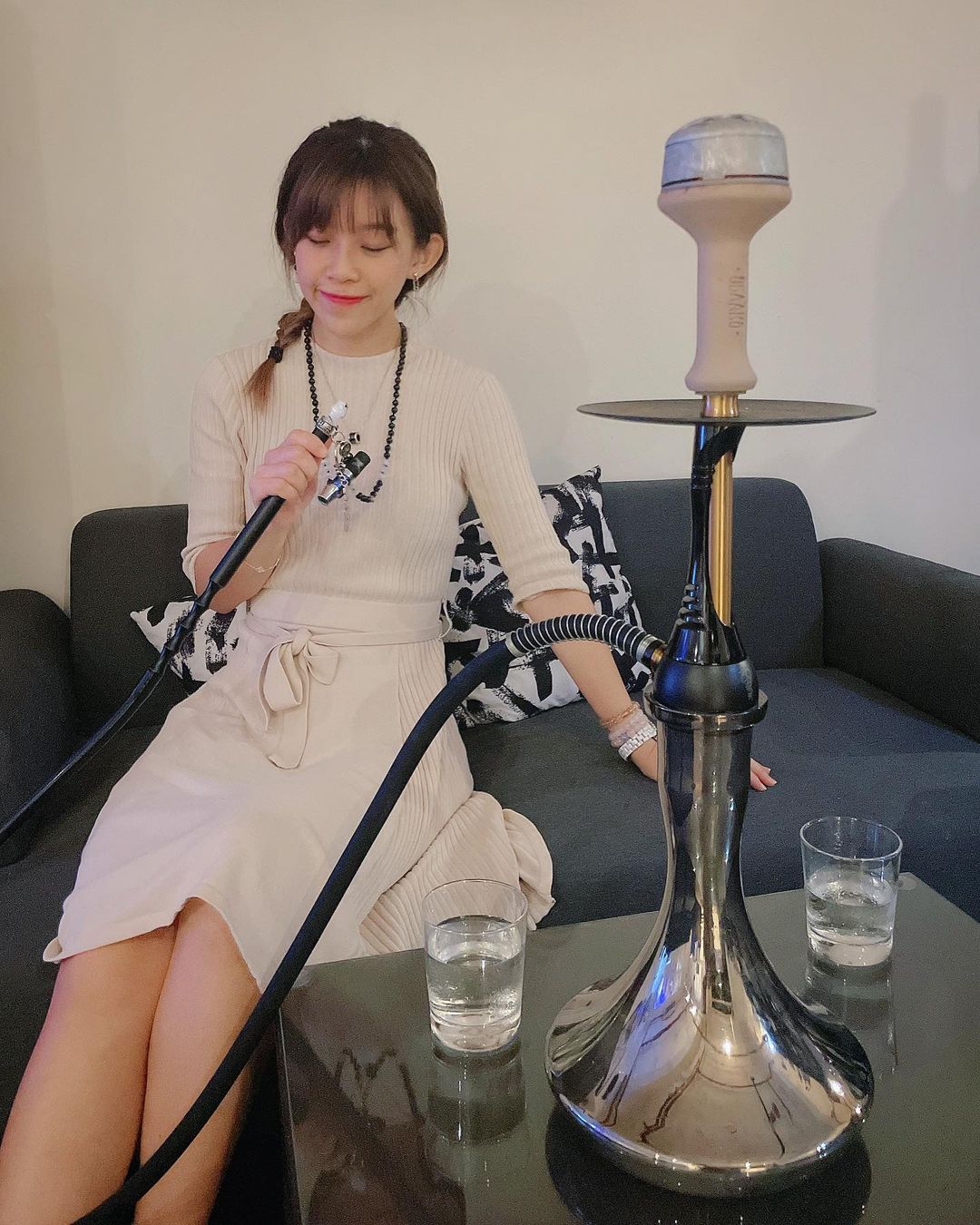 ✨
在刷鞋店裏的shisha corner