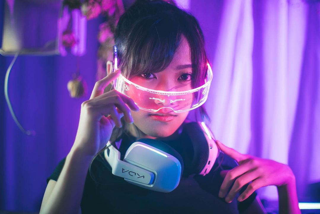  聽聞大家都好鍾意睇小白影cyber style