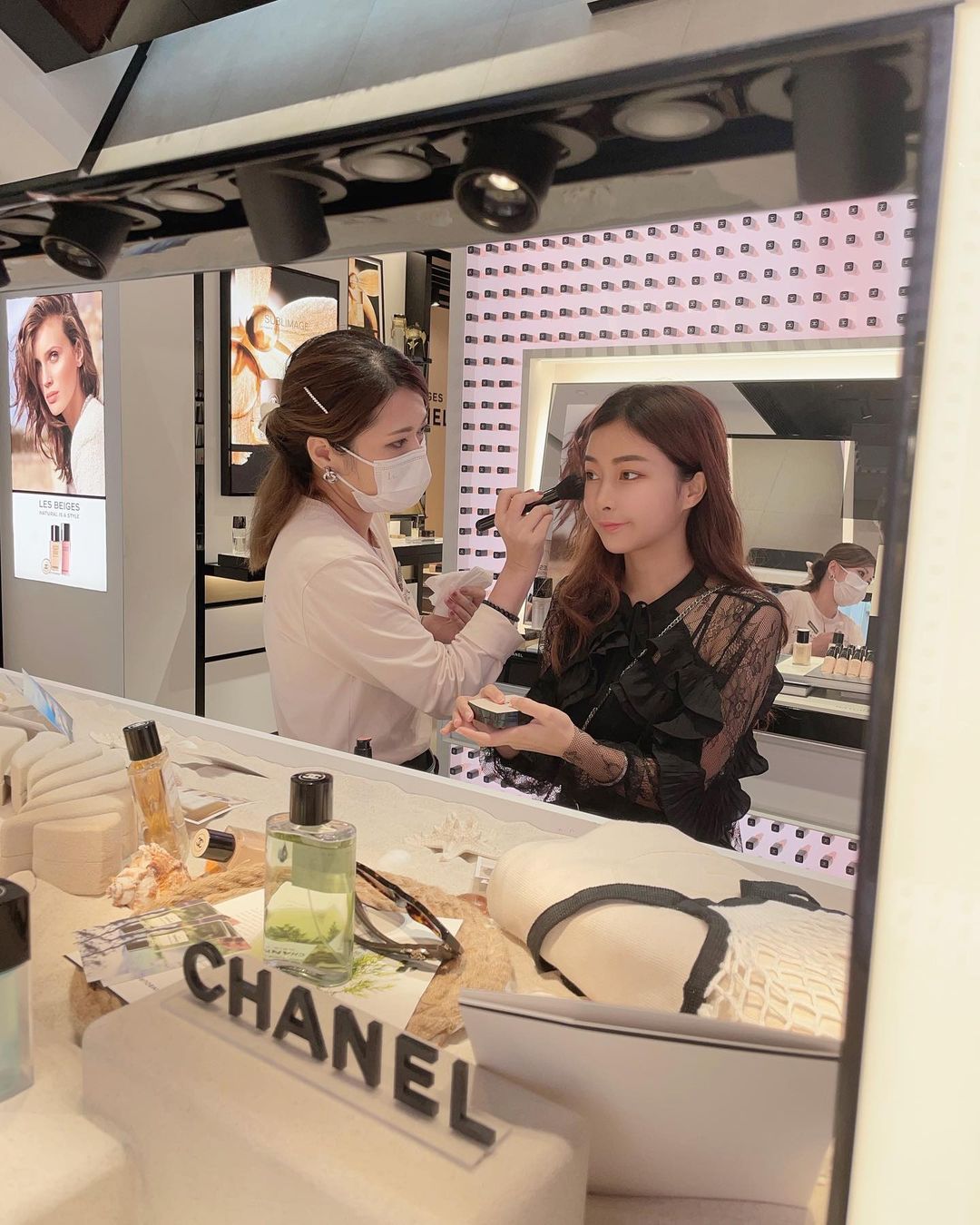  最近去左CHANEL Beauty Studio 見到裡面多�...