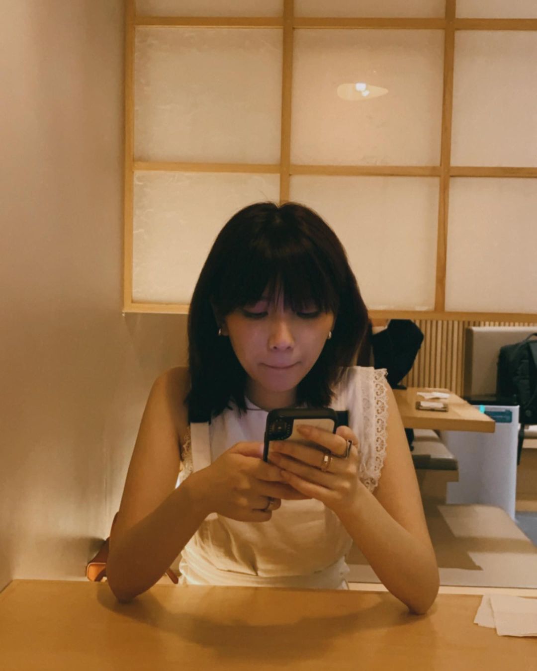  I like her style @isnapu 
我都要襯靚啲配合...