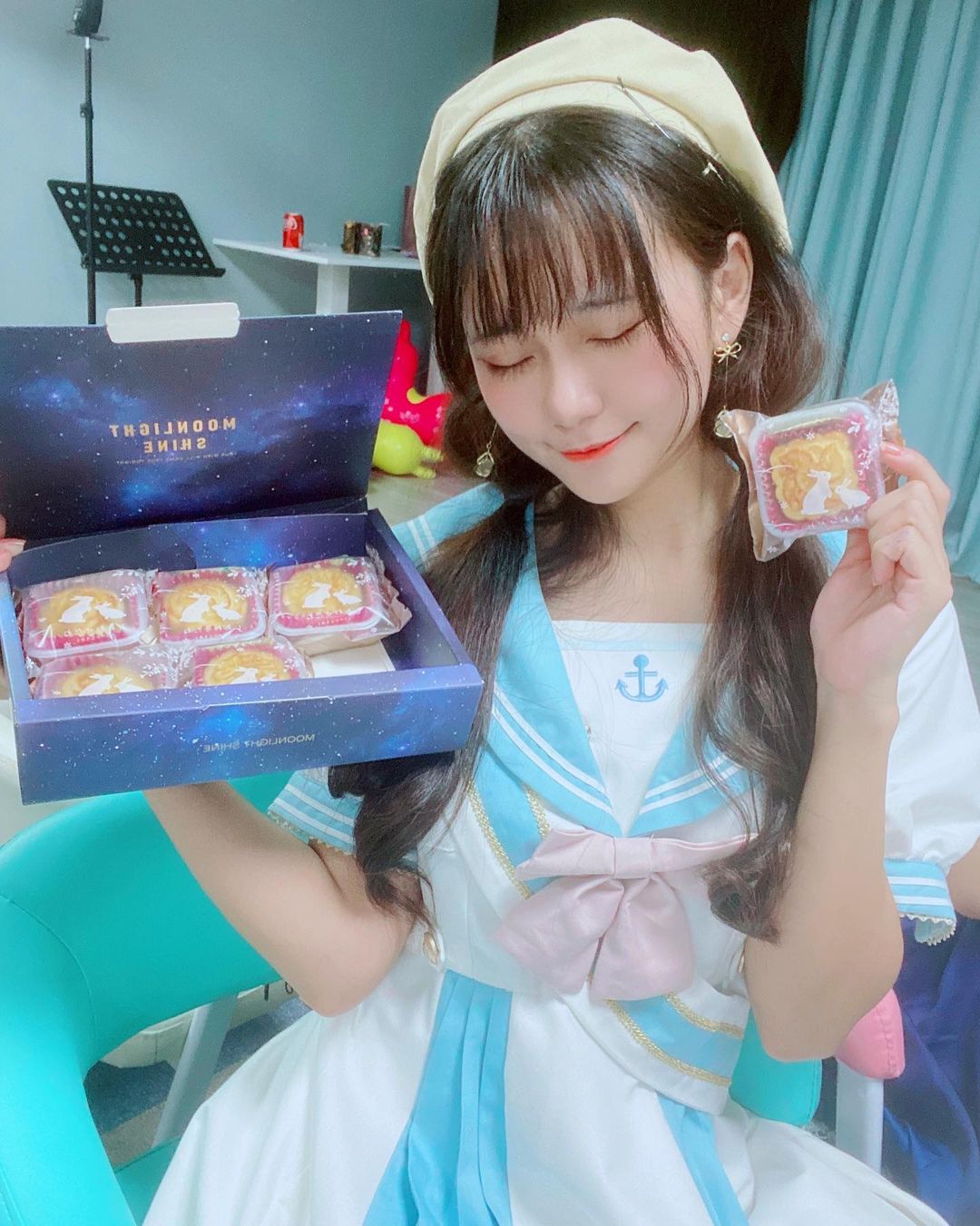  紫薯月餅第一次見！！