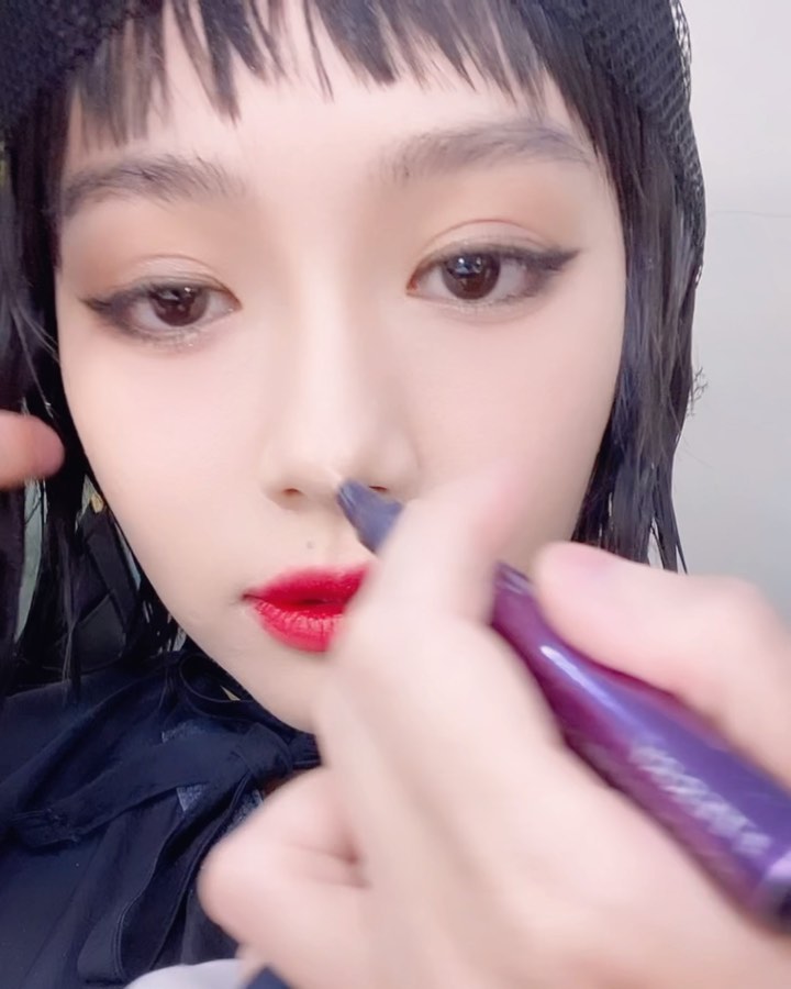  Min Chen with Jazko

Brands: Louis Vuitton , Hugo ...