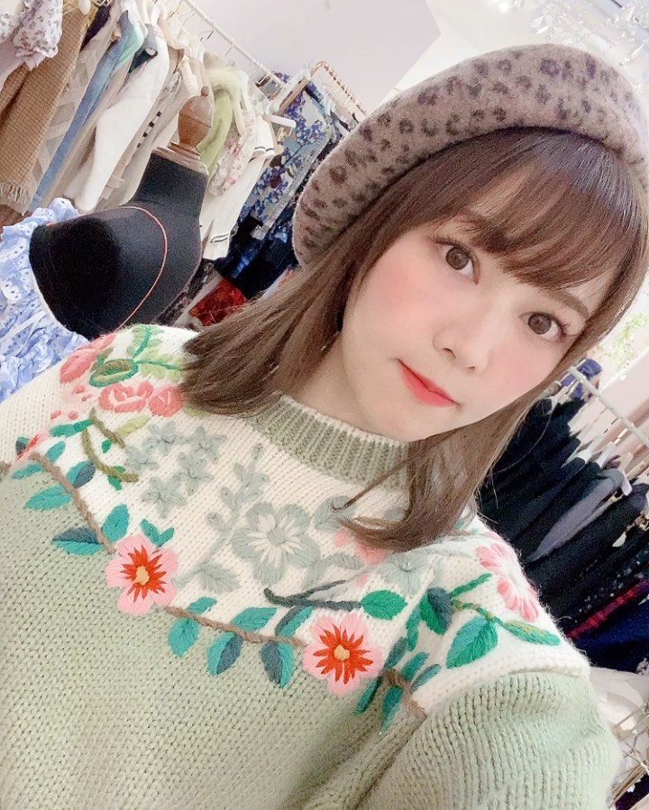  Last day tomorrow ! 
Tried on some 50% off items f...