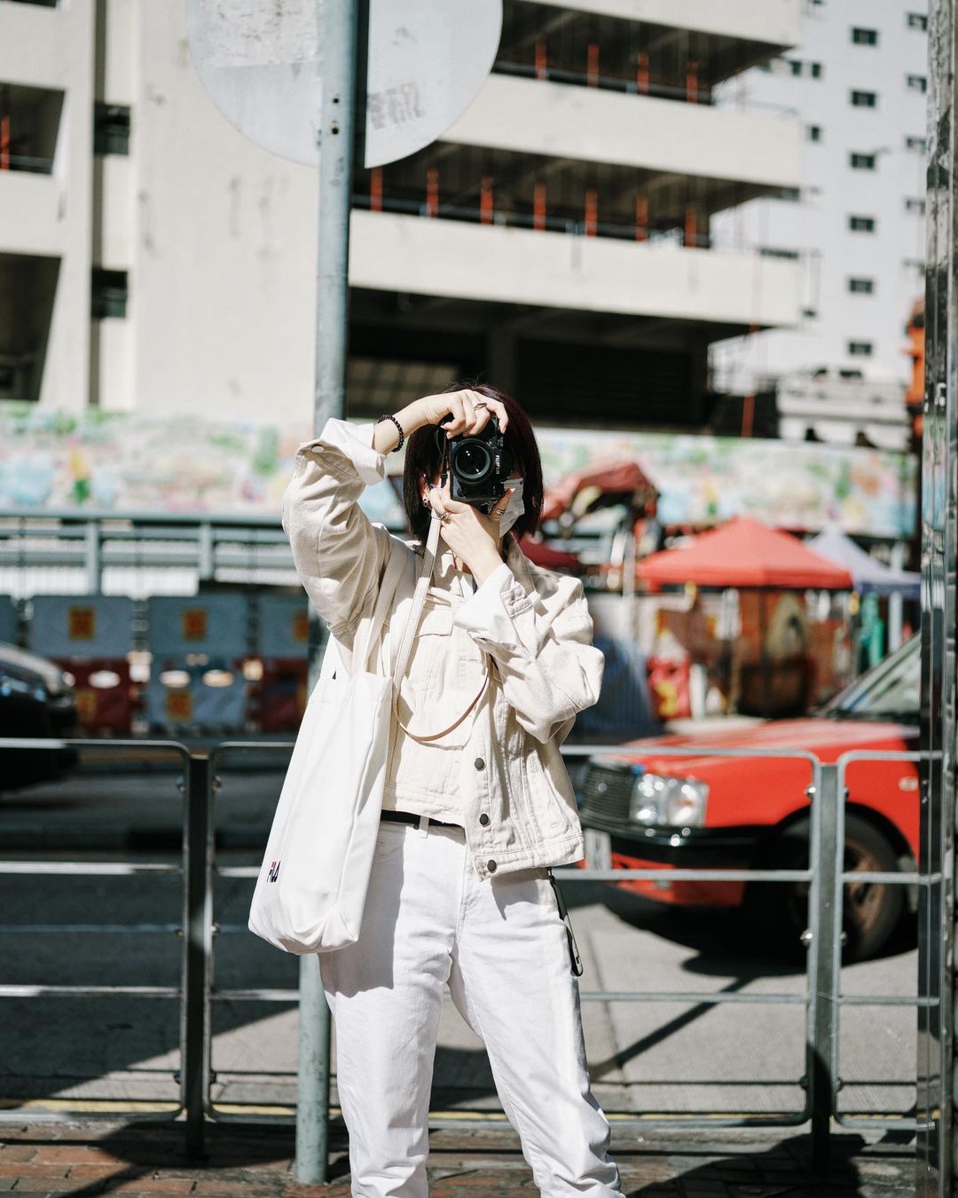  All white all right 
#ootd 
有新鏡頭 感到開...