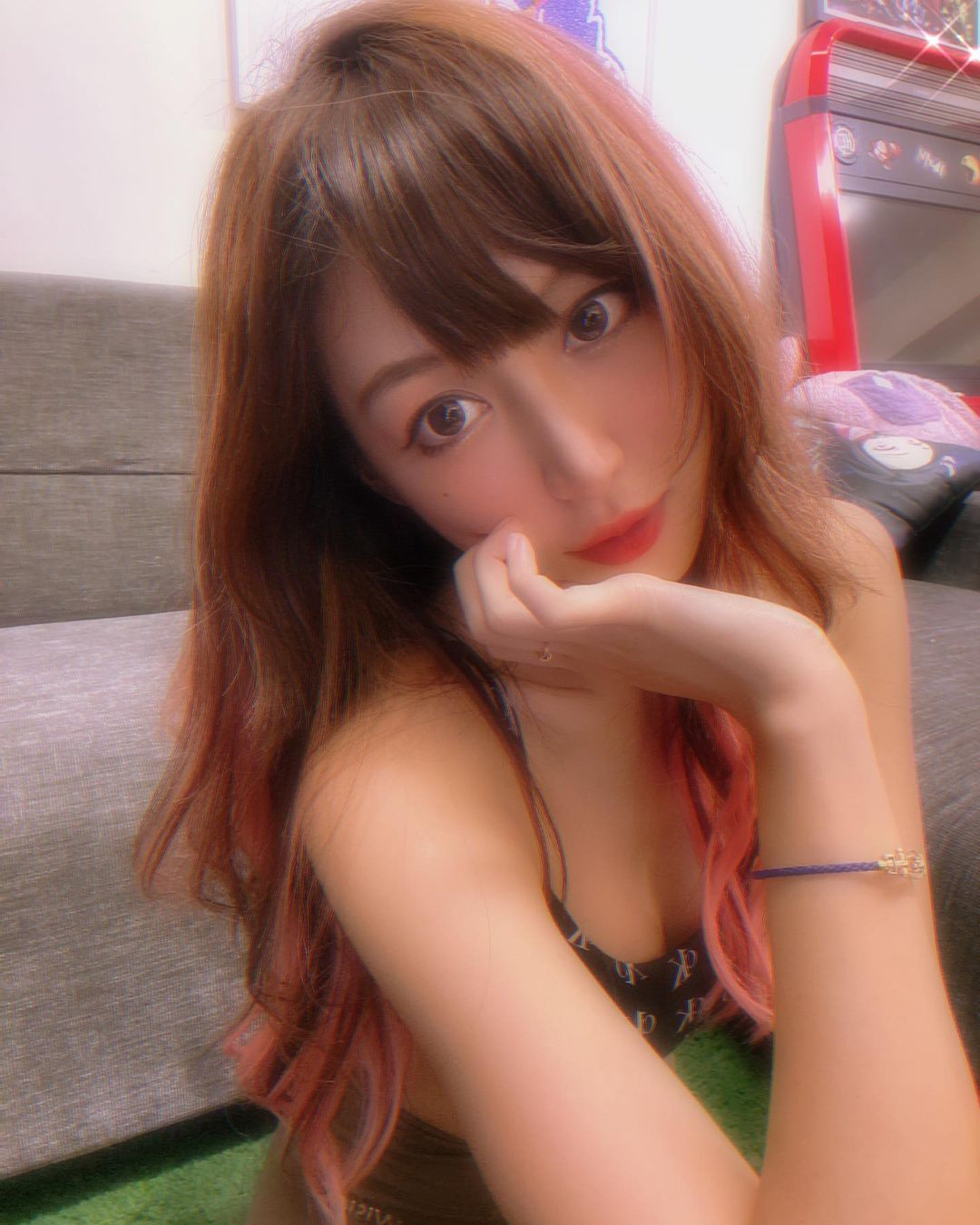  今天是貓咪系女朋友～