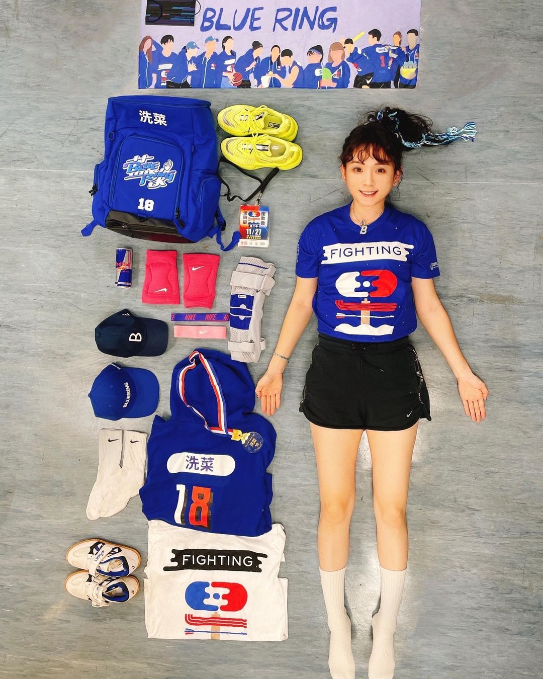  這輩子穿最多次的同一件衣服
把自己�...