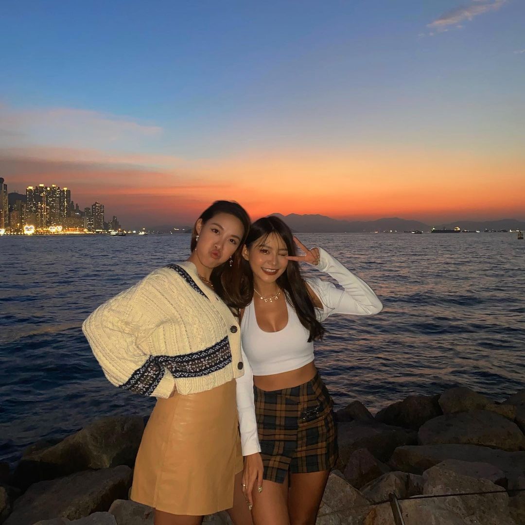  lowkey wanna disappear for a while but the sunsets...