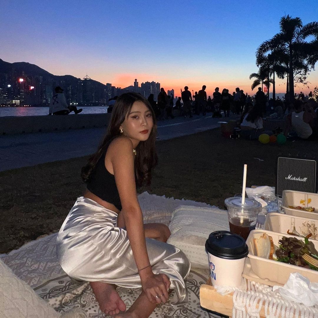  lowkey wanna disappear for a while but the sunsets...