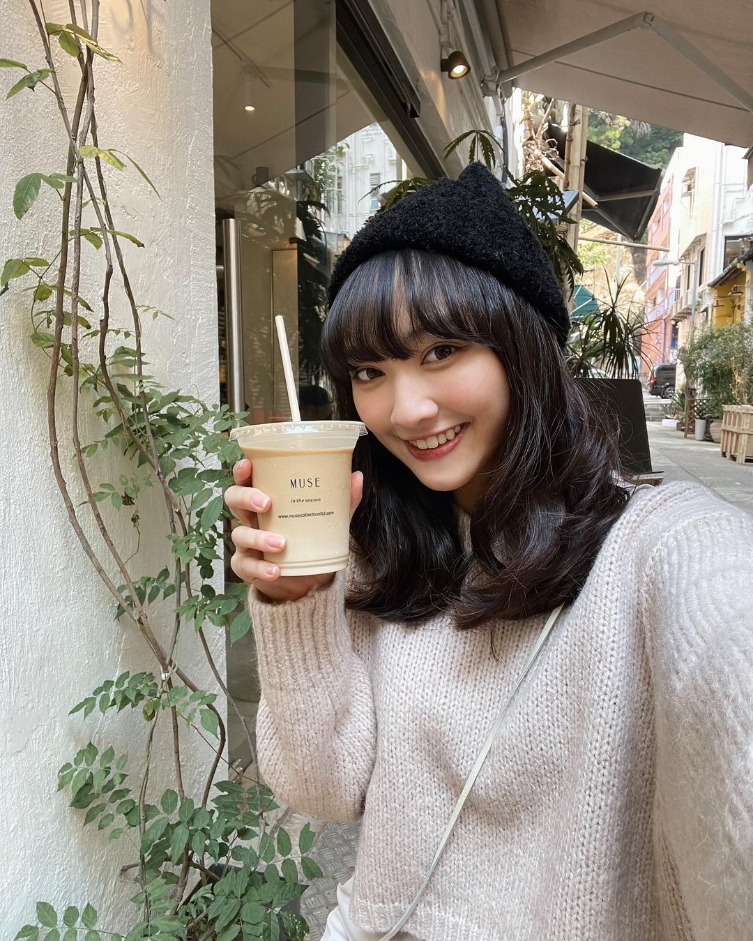  長度最理想的Crop Top版型ᐠ ♡ ᐟ
剛剛...