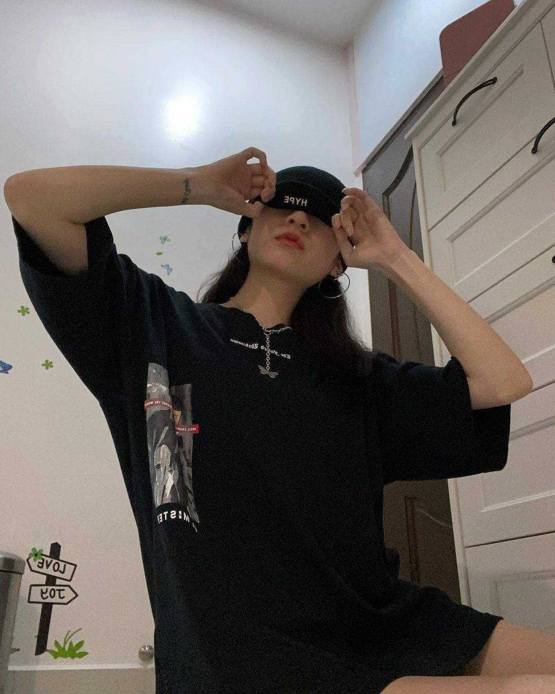  .
去听听外面的自己，比奥特曼还厉害...