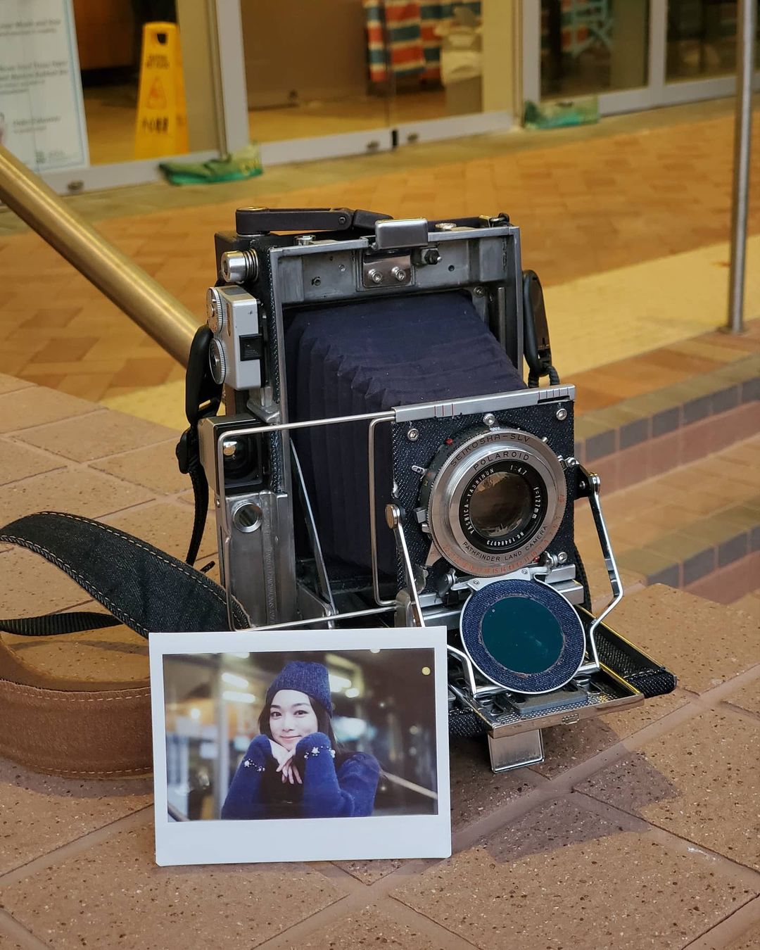  〖 Time with instant film 〗
【即影即有】
...