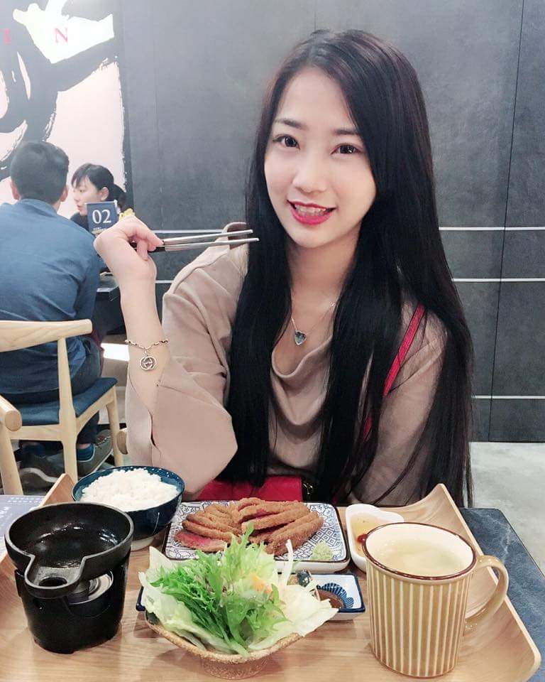   — 在乍牛  炸牛排專賣