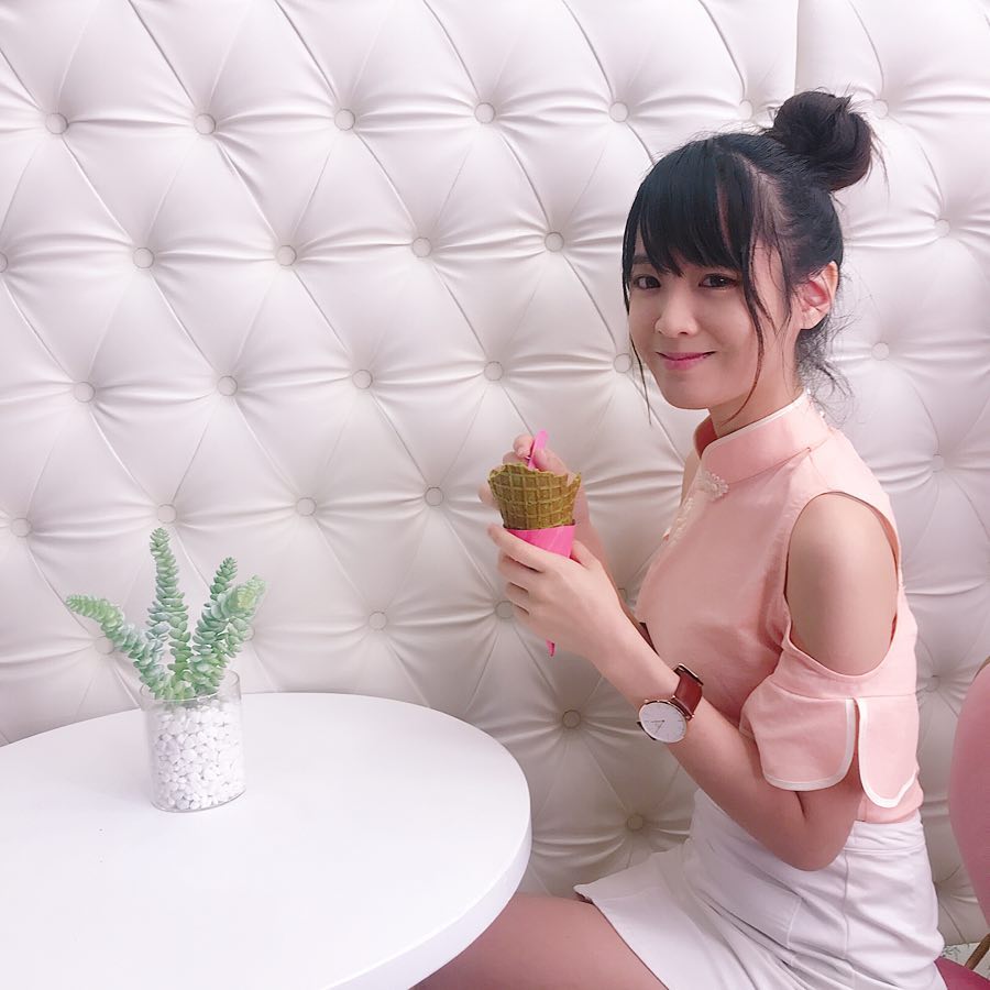  情人节快到了，我不介意你们送我多�...
