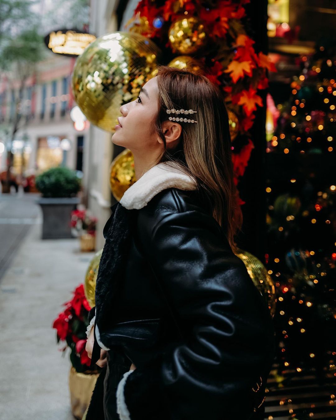  Santa Claus is Coming to Town