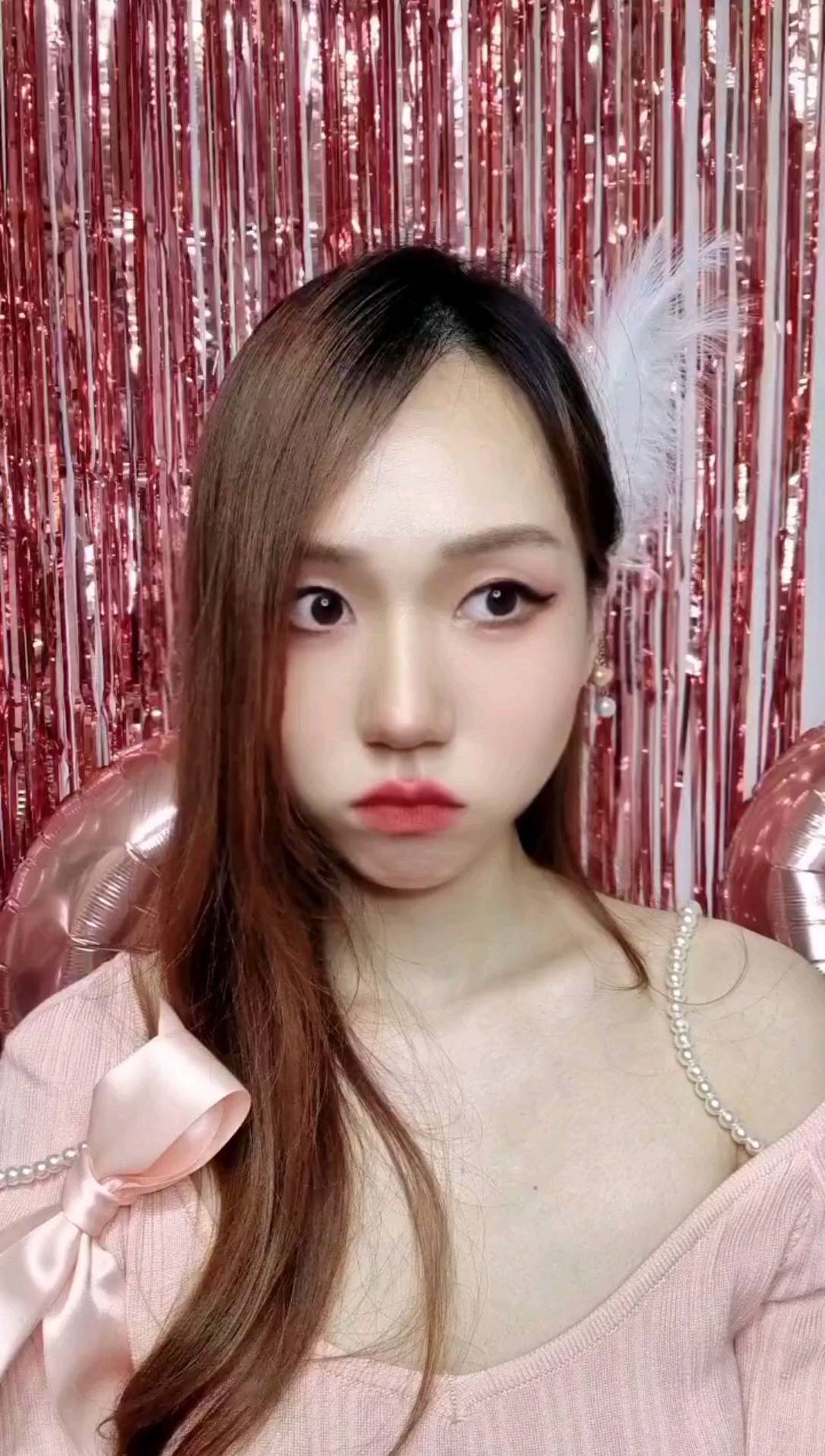  째깍째짝 (tick tock.)